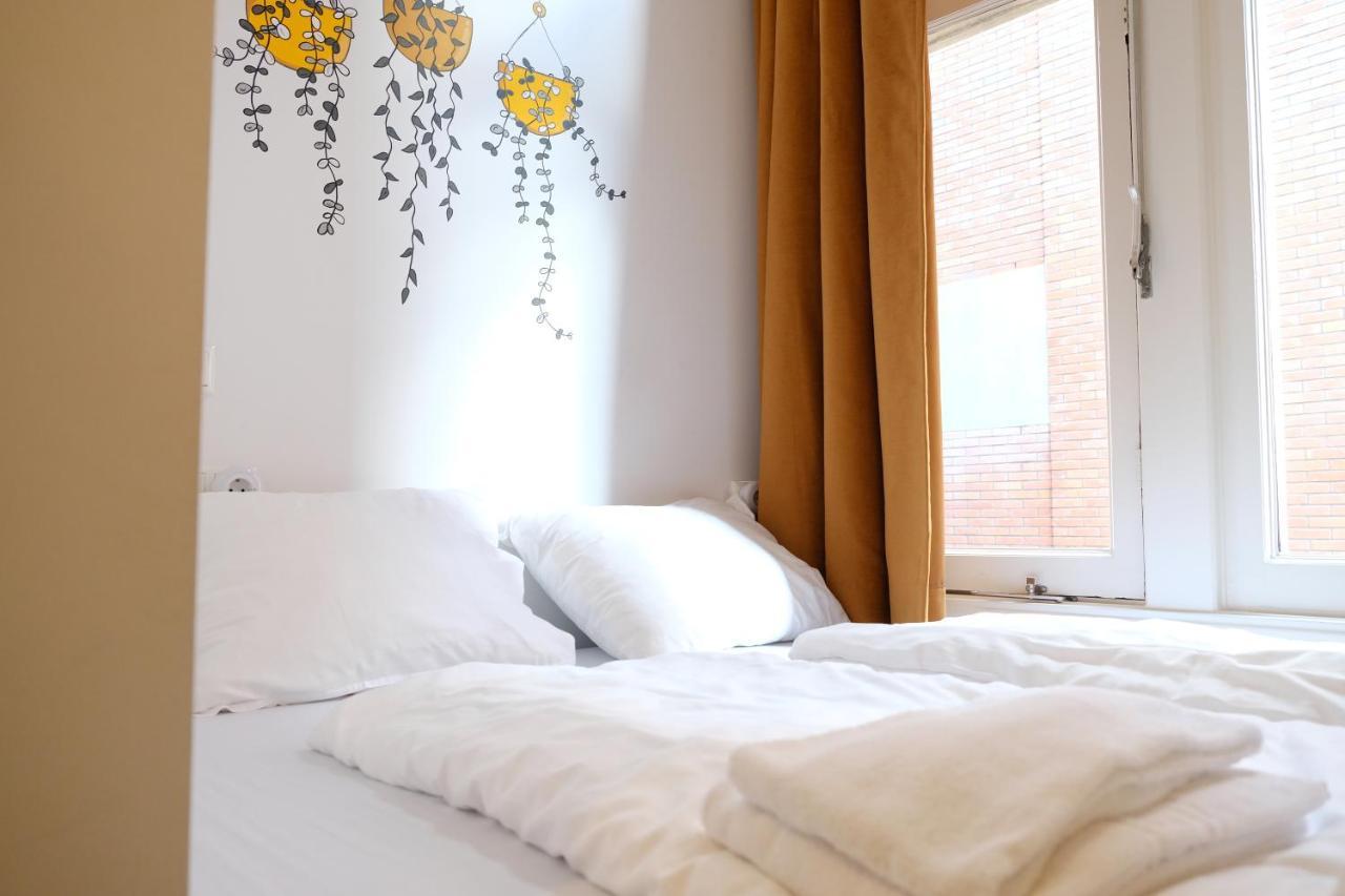 Hostel & Bar De Basis زفولا المظهر الخارجي الصورة