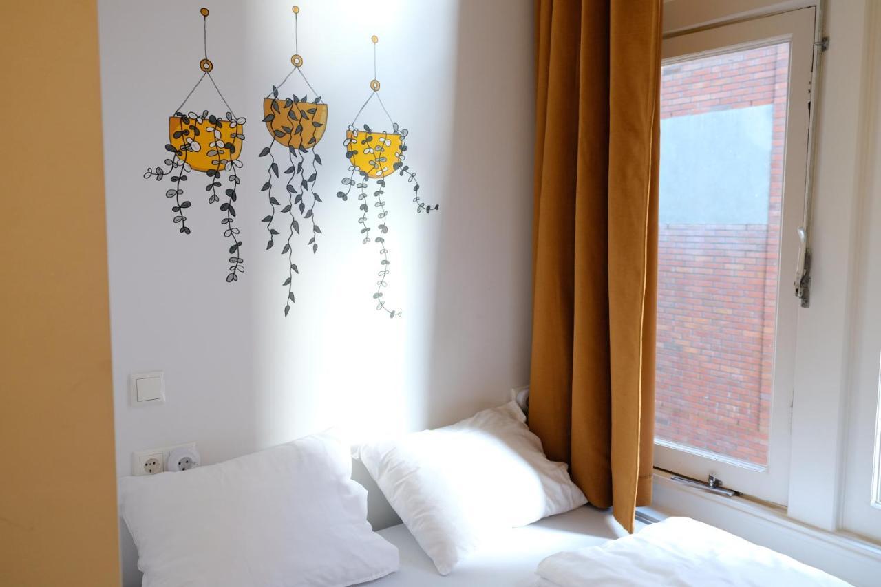 Hostel & Bar De Basis زفولا المظهر الخارجي الصورة
